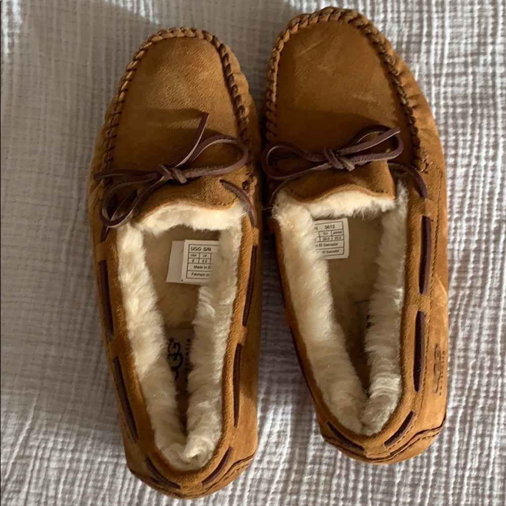 Women’s UGG Dakota slippers
